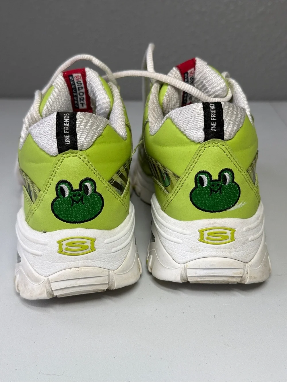 Skechers bright lime